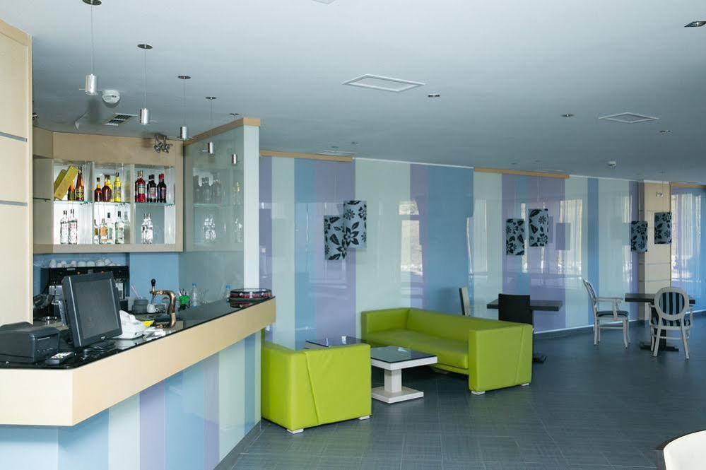 St. John Hill Suites Hotel Банско Екстериор снимка